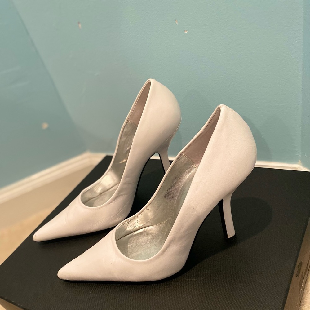 Shoes - Picture 4 of 14